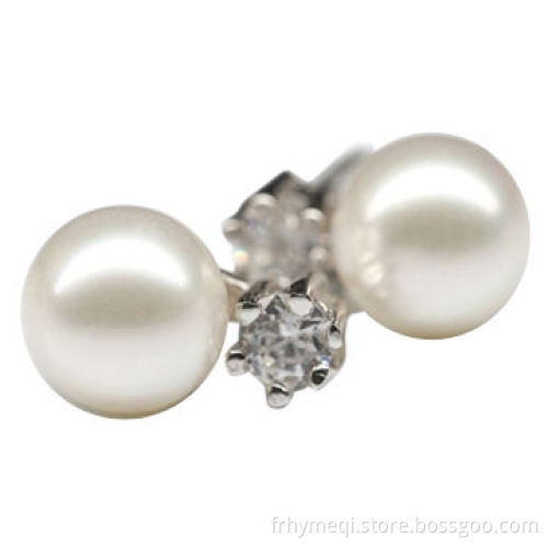 Pearl Stud Earring with Sterling Silver-plated Copper
